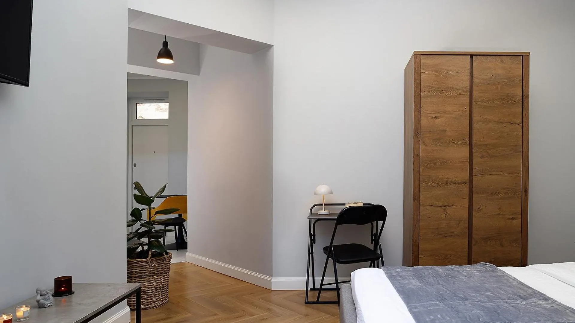 Feel Lviv! Old City Apartment